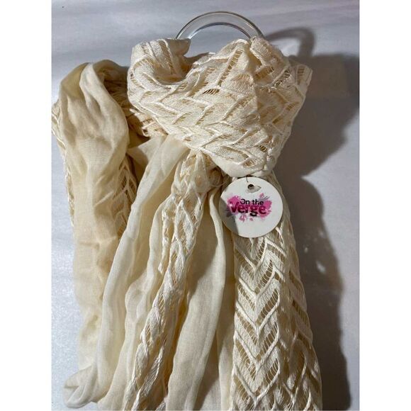 On the verge scarf (#445) - Picture 2 of 4